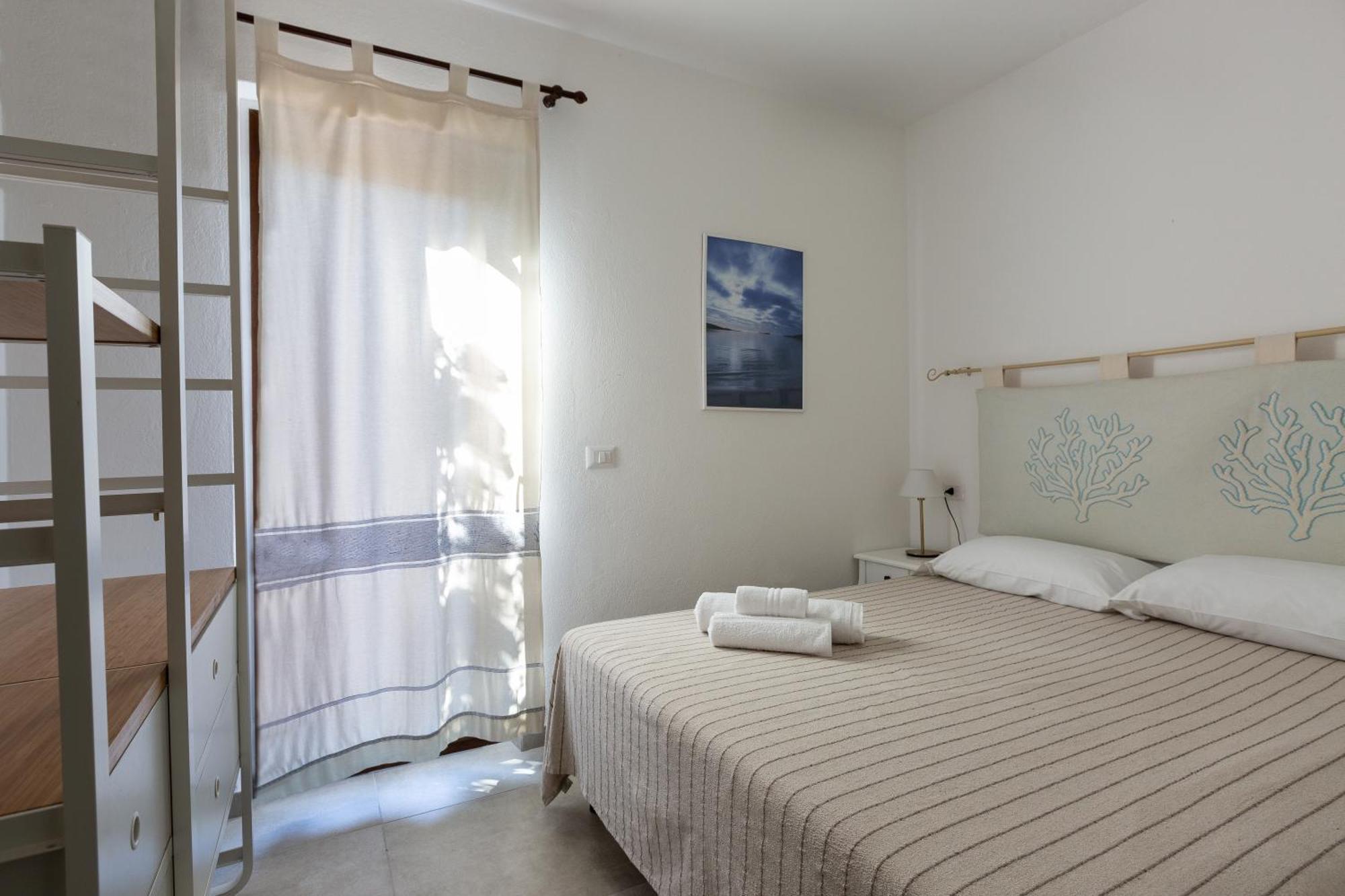 Residence Il Melograno San Teodoro  Buitenkant foto