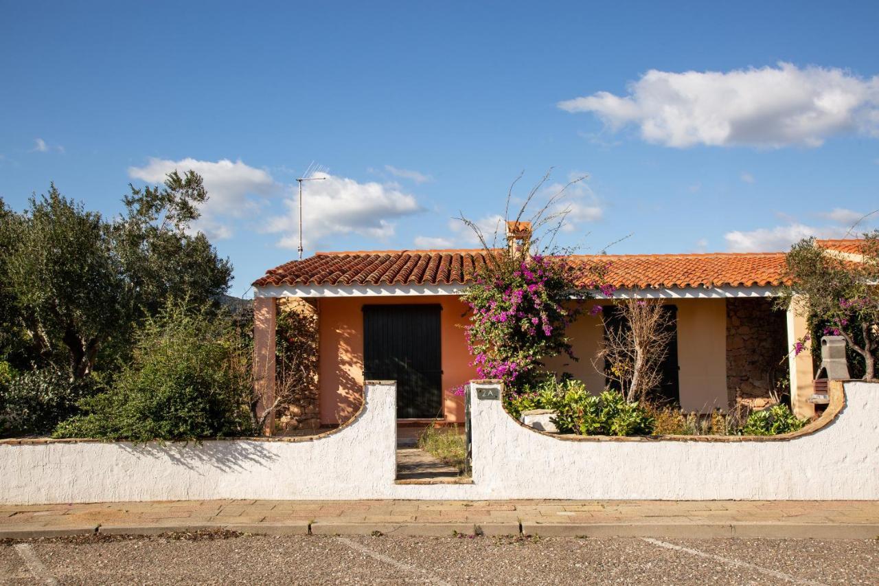Residence Il Melograno San Teodoro  Buitenkant foto